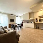 “il Globo” アパート *